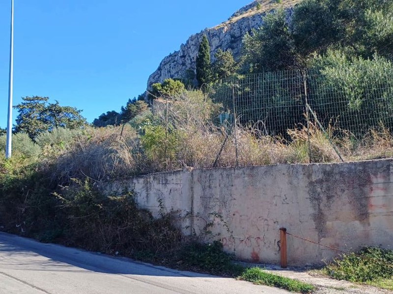 Terreno agricolo in Vendita a Bagheria, 87'000€, 7187 m²