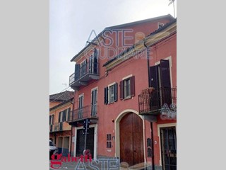 Quadrilocale in Vendita a Fossano, 105'750€, 75 m²