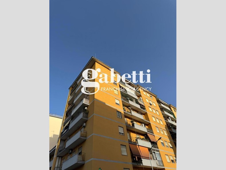 Trilocale in Vendita a Roma, 199'000€, 61 m²