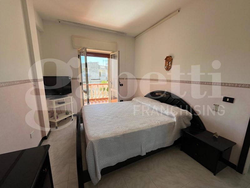 Villa in Vendita a Scalea, 125'000€, 90 m², arredato