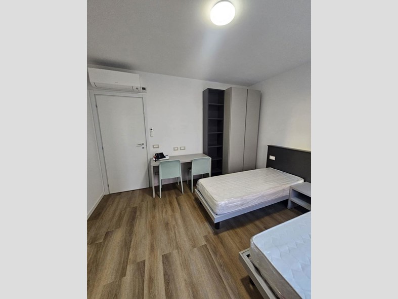 Monolocale in Affitto a Verona, 600€, 20 m²