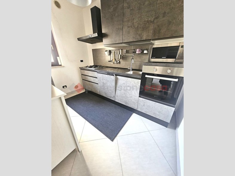 Trilocale in Vendita a Bari, 155'000€, 75 m²