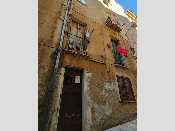 Trilocale in Vendita a Iglesias, 25'000€, 63 m²