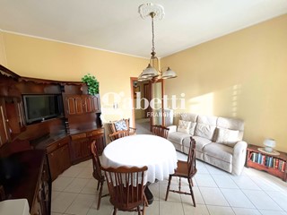 Trilocale in Vendita a Torino, 179'000&euro;, 90 m²