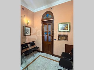 Ufficio in Affitto a Cagliari, 260€, 12 m²