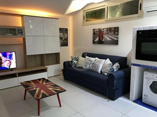 Trilocale in Affitto a Aci Castello, zona Scogliera, 600€, 90 m², arredato