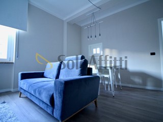 Trilocale in Affitto a Novara, zona Sacro Cuore, 820€, 85 m², arredato