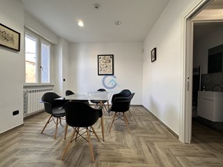 Ufficio in Affitto a Catanzaro, zona Catanzaro Lido, 1'200&euro;, 90 m², arredato