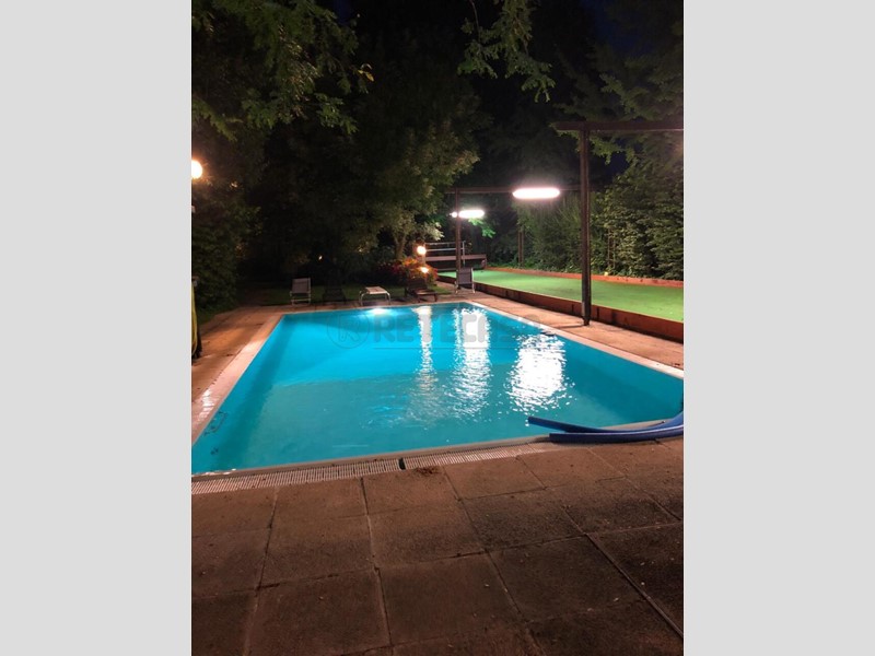 Casa Indipendente in Vendita a Cappella de' Picenardi, 299'900€, 188 m²