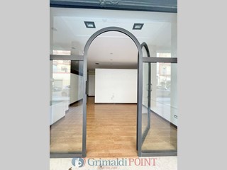 Immobile commerciale in Affitto a Lecce, 1'000&euro;, 73 m²