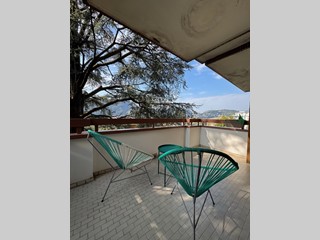 Quadrilocale in Affitto a Como, 2'000€, 130 m², con Box