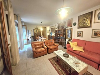 Appartamento in Vendita a Massa, 380'000€, 140 m²