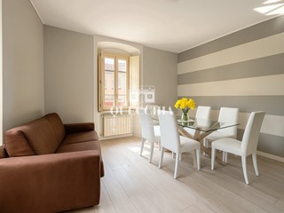 Trilocale in Vendita a Padenghe sul Garda, 350'000€, 85 m², con Box