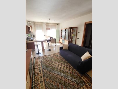 Appartamento in Affitto a Thiene, 800€, 125 m²