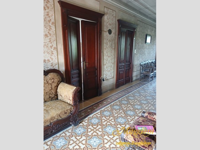 Villa in Vendita a Parma, 400'000€, 760 m²