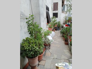 Casa Semi Indipendente in Vendita a Ameglia, 225'000&euro;, 110 m²