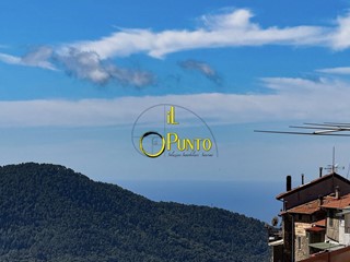 Quadrilocale in Vendita a Bajardo, 68'000&euro;, 109 m²