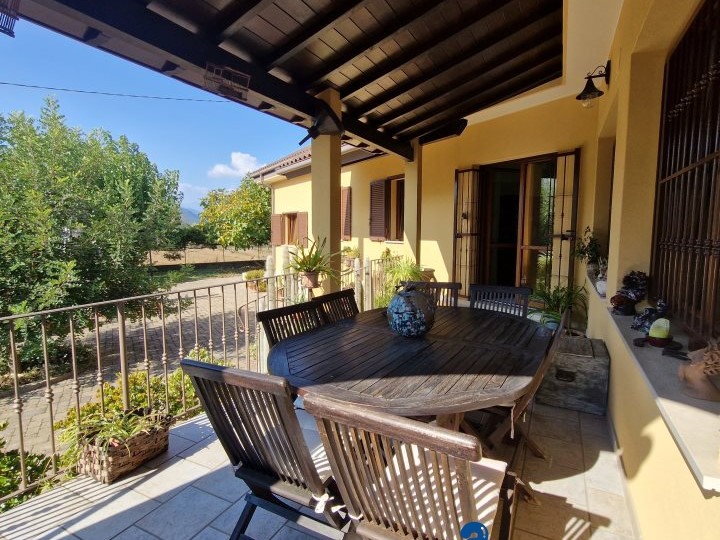 Villa in Vendita a Villanova d'Albenga, 545'000€, 213 m²