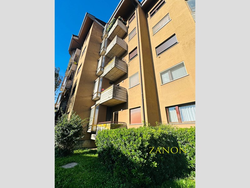 Appartamento in Vendita a Gorizia, 125'000€, 90 m²