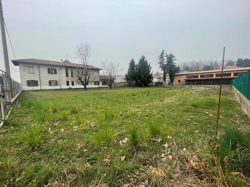 Terreno edificabile in Vendita a Cardano al Campo, 150'000&euro;, 1200 m²