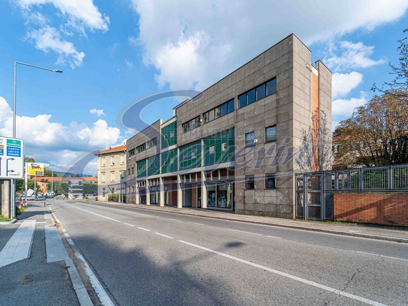 Ufficio in Vendita a Como, 195'000€, 100 m²