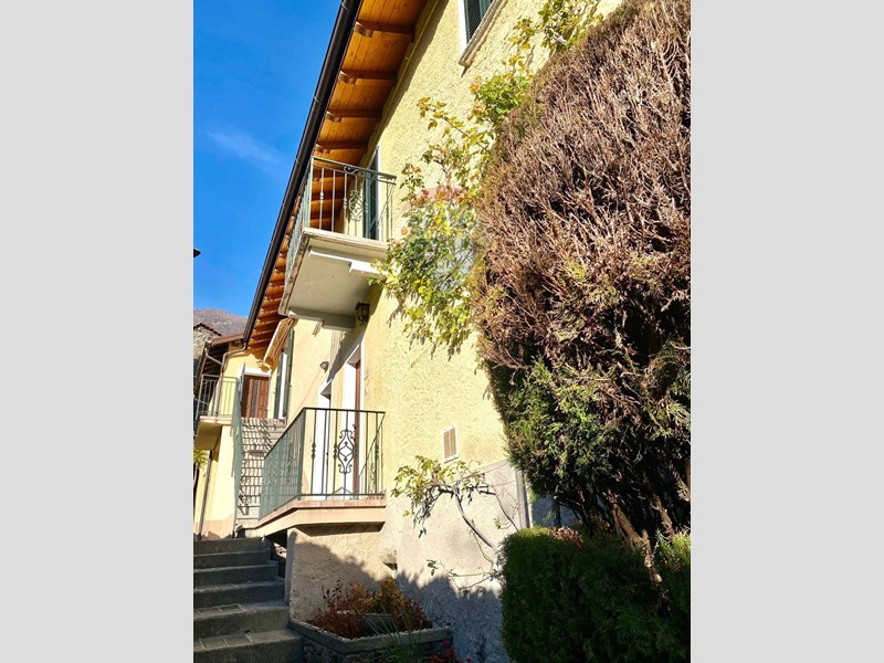 Casa Semi Indipendente in Vendita a Cremia, 165'000€, 156 m²