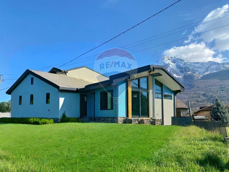 Terreno edificabile in Vendita a Colico, 215'000€, 1950 m²