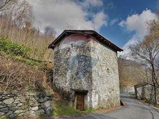 Rustico in Vendita a Traona, 35'000&euro;, 97 m²