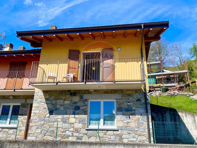 Villetta a schiera in Vendita a Livo, 150'000&euro;, 68 m²