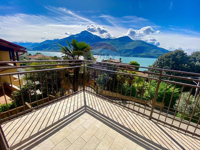 Trilocale in Vendita a Domaso, 346'000&euro;, 80 m²