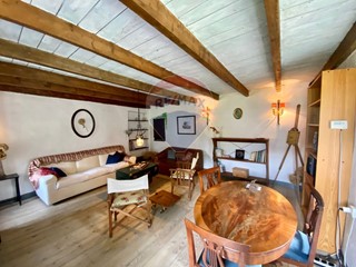 Rustico in Vendita a Buglio in Monte, 125'000€, 173 m²