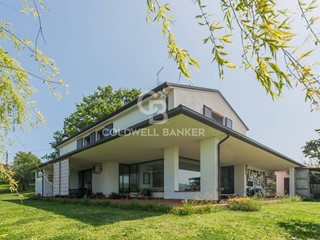 Villa in Vendita a San Clemente, 850'000€, 405 m²