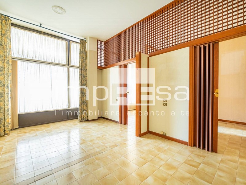 Immobile commerciale in Vendita a Conegliano, 45'000€, 60 m²
