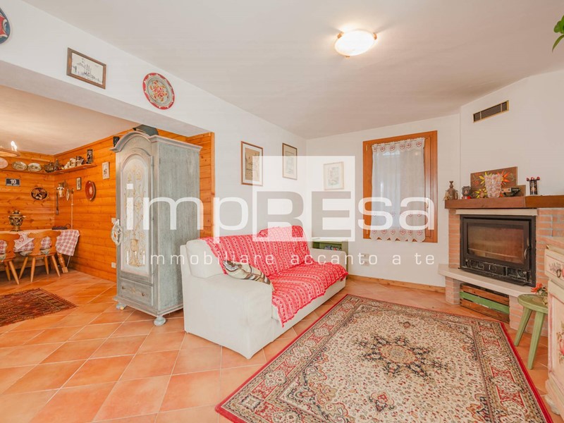 Casa Semi Indipendente in Vendita a Nervesa della Battaglia, 277'000€, 165 m²
