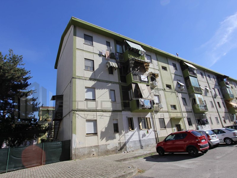 Appartamento in Vendita a Cosenza, 75'000€, 128 m²