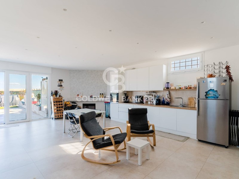 Trilocale in Vendita a Bari, 195'000&euro;, 145 m²