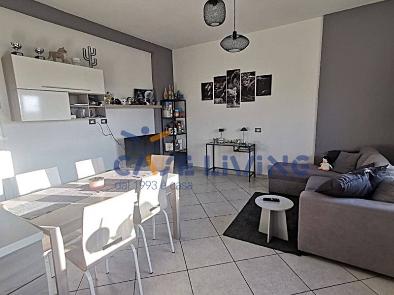 Bilocale in Vendita a Abbiategrasso, 105'000&euro;, 60 m²