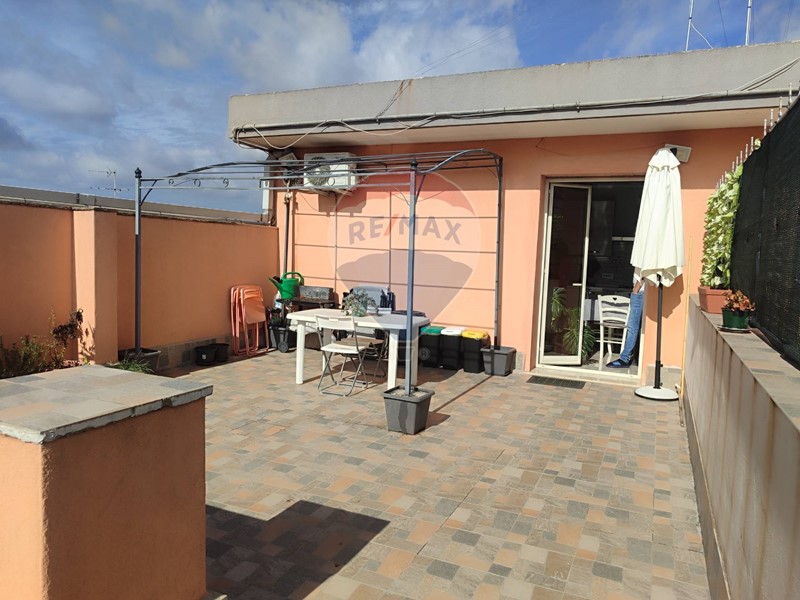 Trilocale in Vendita a Misterbianco, 120'000€, 93 m²