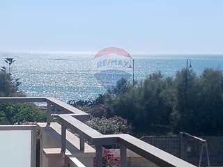 Trilocale in Vendita a Anzio, 153'000€, 90 m²