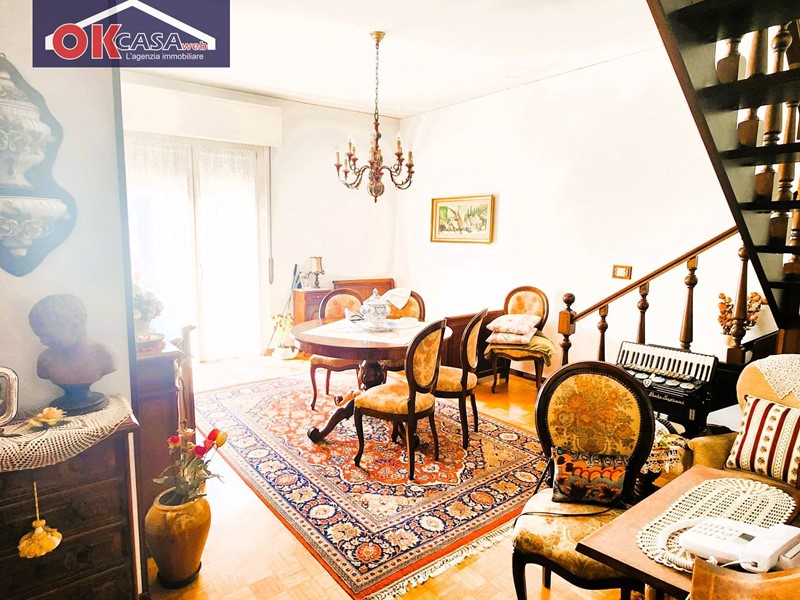 Appartamento in Vendita a Vigasio, 207'000€, 195 m²