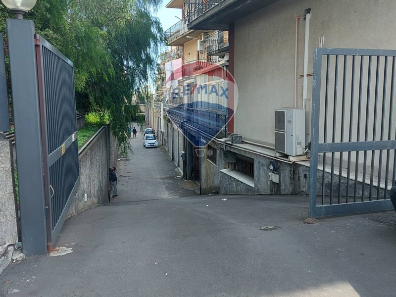 Box in Vendita a Tremestieri Etneo, 25'000€, 54 m²
