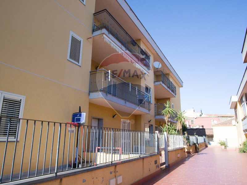 Appartamento in Vendita a Aci Castello, 230'000€, 132 m²