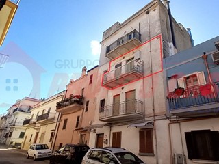 Trilocale in Vendita a Vico del Gargano, 43'000&euro;, 52 m²