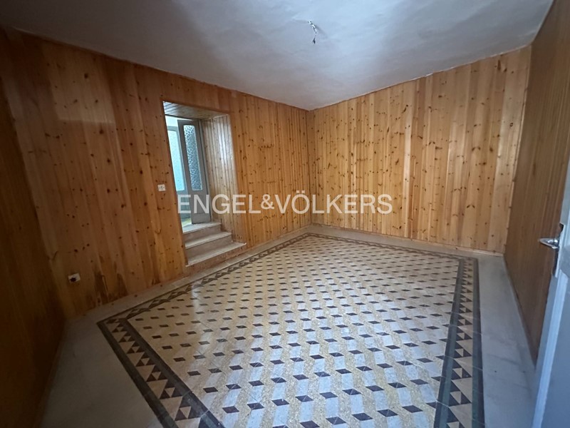 Appartamento in Vendita a Ovindoli, 35'000€, 112 m²