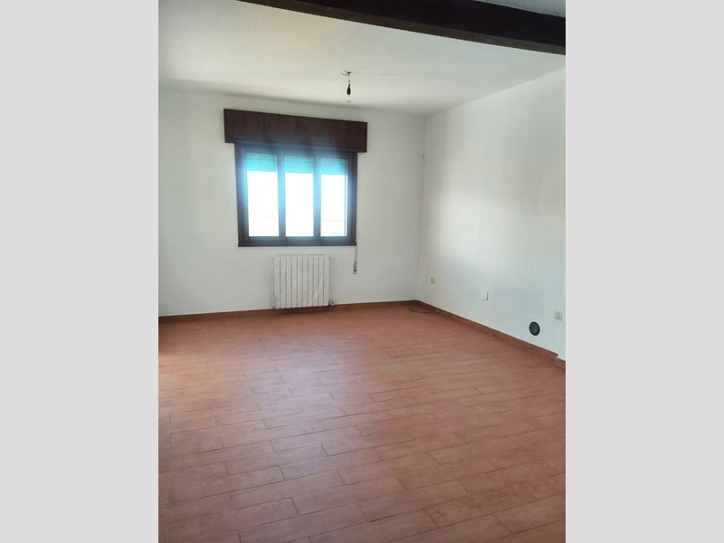 Casa Indipendente in Vendita a Adria, 65'000€, 133 m²