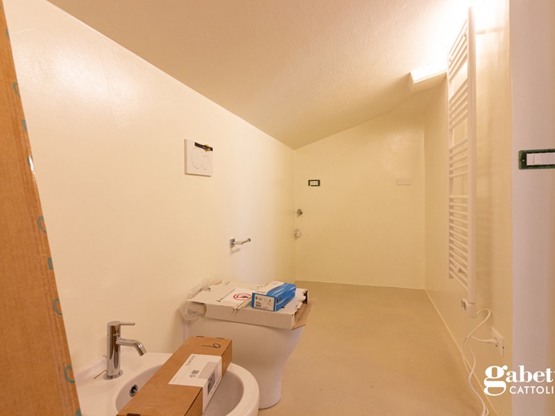 Quadrilocale in Vendita a Gabicce Mare, 160'000€, 66 m², arredato