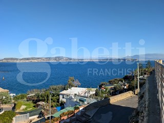 Bilocale in Affitto a Bacoli, 1'050&euro;, 70 m²