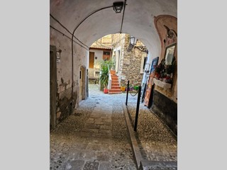 Bilocale in Vendita a Bordighera, 65'000&euro;, 46 m²