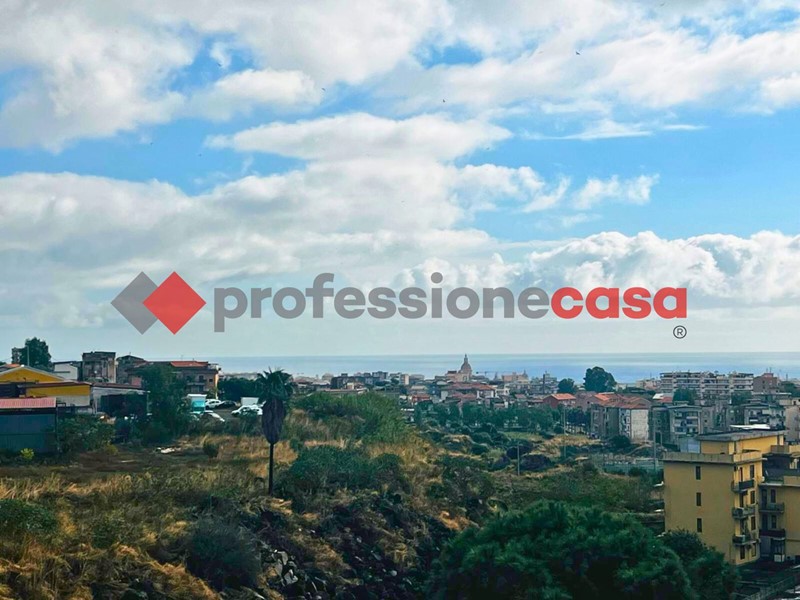 Quadrilocale in Vendita a Catania, 143'000€, 120 m²