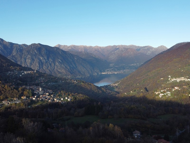 Appartamento in Vendita a Alta Valle Intelvi, 75'000&euro;, 72 m²